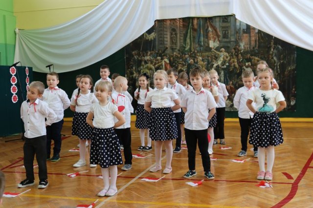 b_1024_768_0_00_images_2023_2024_WYDARZENIA_3maja_439211622_899744778620138_5054984987712989581_n